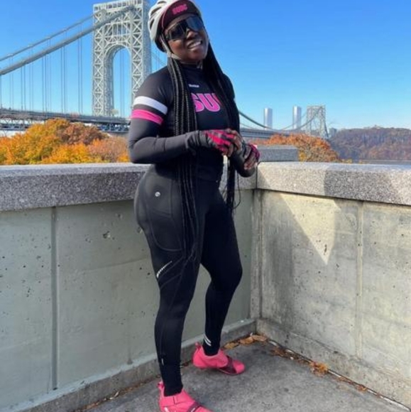 Meet your Posher, Nia - Picture 3 of 11